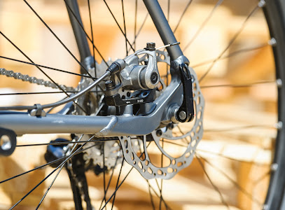 Intérieur magasin de vélos Tours Nord